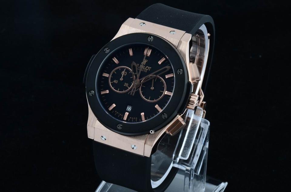 HUBLOT GENEVE Watch 37